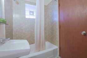 Love Hotels at Silver Street in Hurley WI