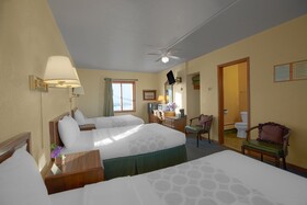 Love Hotels at Silver Street in Hurley WI