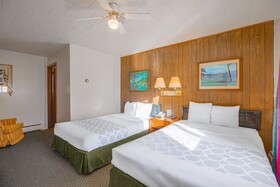 Love Hotels at Silver Street in Hurley WI