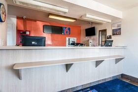 Motel 6 Janesville
