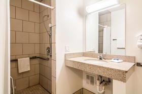 Motel 6 Janesville