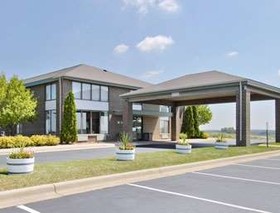 Days Inn by Wyndham Johnson Creek