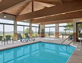 Days Inn by Wyndham Johnson Creek