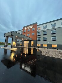 GrandStay Hotel & Suites Kaukauna