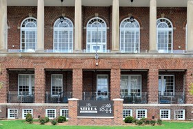 The Stella Hotel & Ballroom