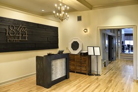 The Stella Hotel & Ballroom