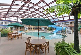 AmericInn by Wyndham La Crosse Riverfront Conference Center