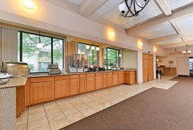 AmericInn by Wyndham La Crosse Riverfront Conference Center