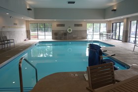 Country Inn & Suites by Radisson, La Crosse, WI