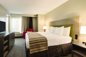 Country Inn & Suites by Radisson, La Crosse, WI