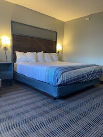 AmericInn by Wyndham Ladysmith