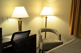 Best Western West Towne Suites