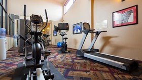 Best Western West Towne Suites