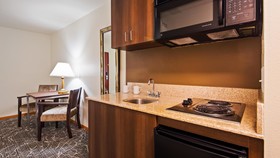 Best Western West Towne Suites