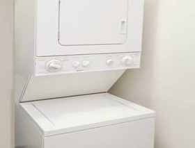 Days Inn & Suites By Wyndham Madison