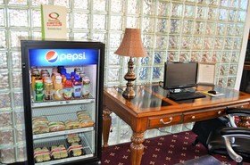 Days Inn & Suites By Wyndham Madison