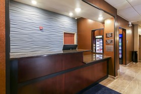 Cobblestone Inn & Suites Menomonie
