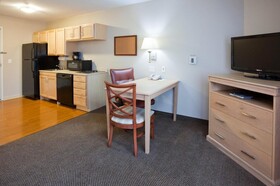 Candlewood Suites Milwaukee Brown Deer