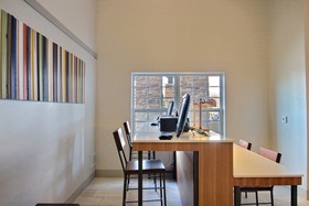 Holiday Inn Express & Suites Milwaukee Airport