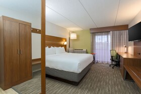 Holiday Inn Express Milwaukee-West Medical Center