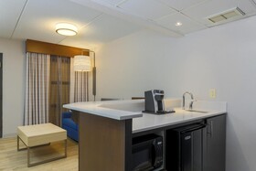 Holiday Inn Express Milwaukee-West Medical Center