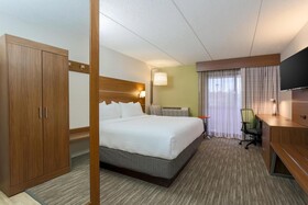 Holiday Inn Express Milwaukee-West Medical Center