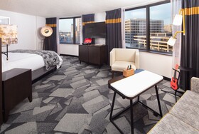 Saint Kate The Arts Hotel