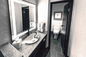 Saint Kate The Arts Hotel