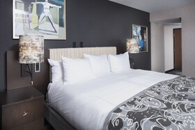 Saint Kate The Arts Hotel