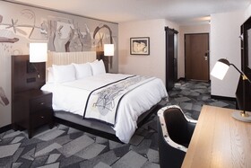 Saint Kate The Arts Hotel