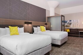 SpringHill Suites Milwaukee Downtown