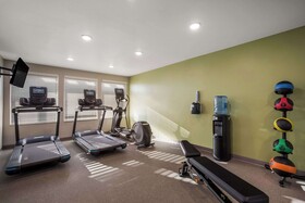 WoodSpring Suites Milwaukee Menomonee Falls