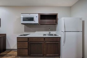WoodSpring Suites Milwaukee Menomonee Falls