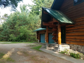 Katherine Lake Lodge