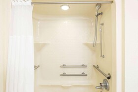 Baymont by Wyndham Mukwonago