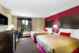 Baymont by Wyndham Mukwonago