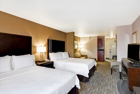 Holiday Inn Express Hotel & Suites Milwaukee - New Berlin