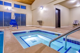 AmericInn by Wyndham New Lisbon