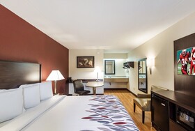 Red Roof Inn Milwaukee Airport