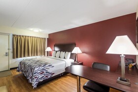 Red Roof Inn Milwaukee Airport