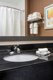 Wingate by Wyndham Oshkosh