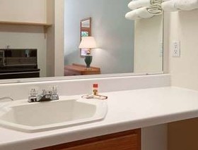 Super 8 by Wyndham Platteville