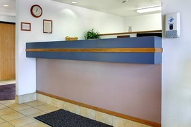 Super 8 by Wyndham Portage