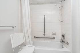 Super 8 by Wyndham Rice Lake