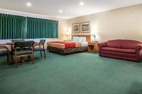 Econo Lodge Rothschild