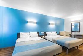 Motel 6 Rothschild, WI