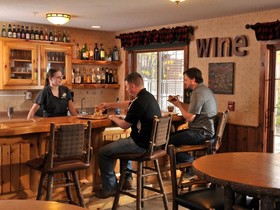 Cedar Creek Hotel Wausau - Rothschild