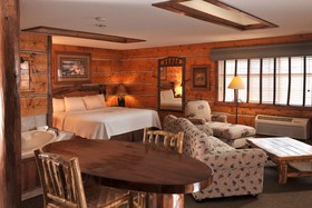 Cedar Creek Hotel Wausau - Rothschild