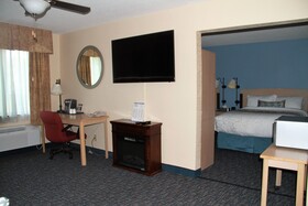 Baymont by Wyndham Stevens Point