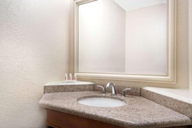 Baymont by Wyndham Stevens Point